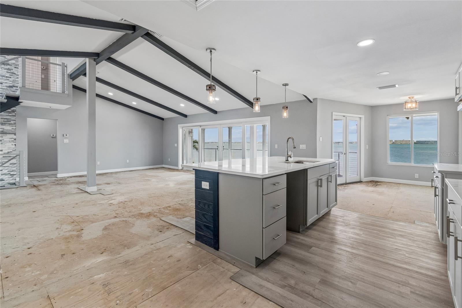 BOCA CIEGA ISLE - Residential