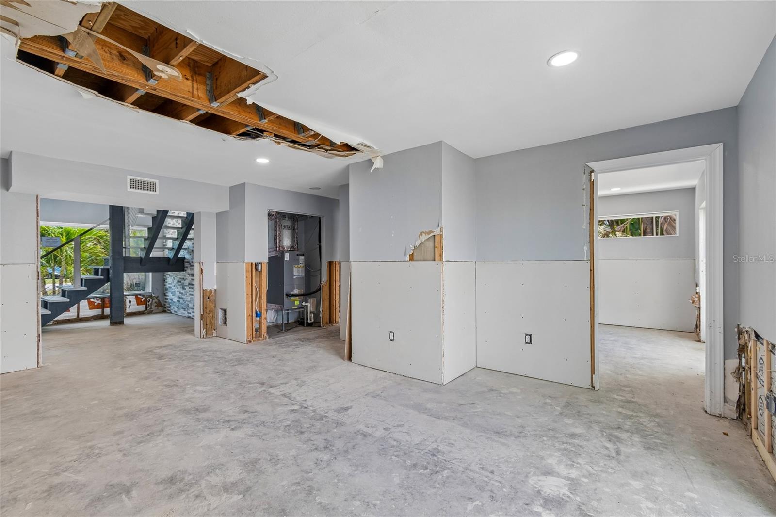 BOCA CIEGA ISLE - Residential