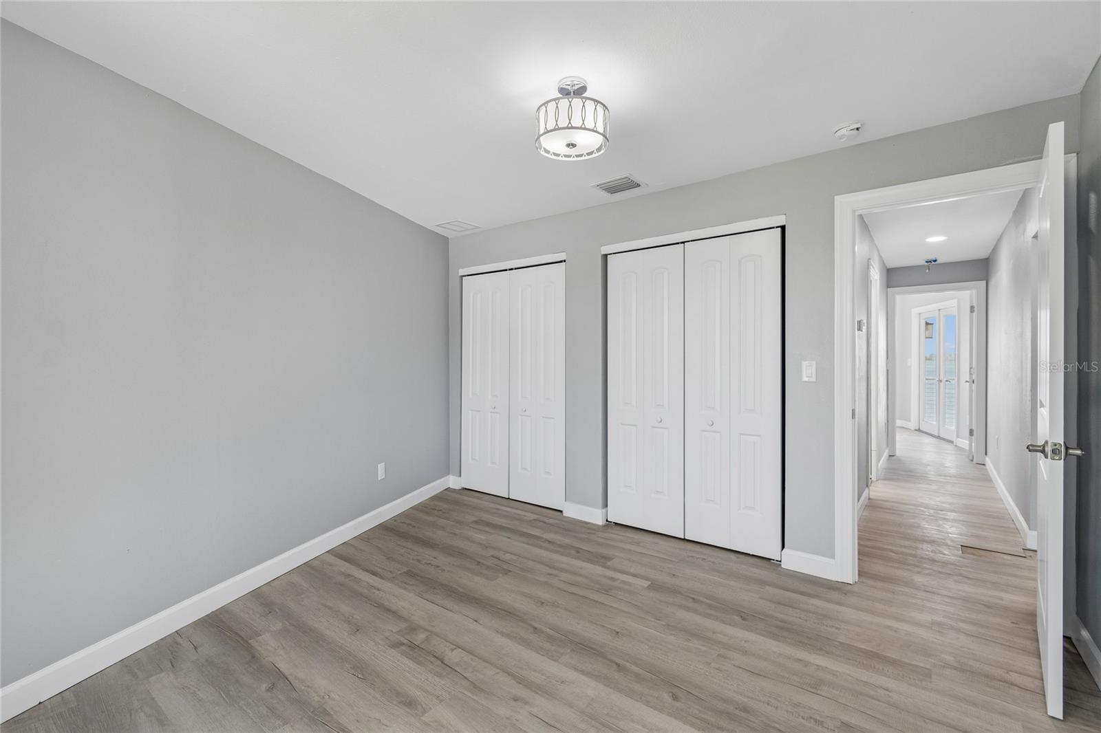 BOCA CIEGA ISLE - Residential