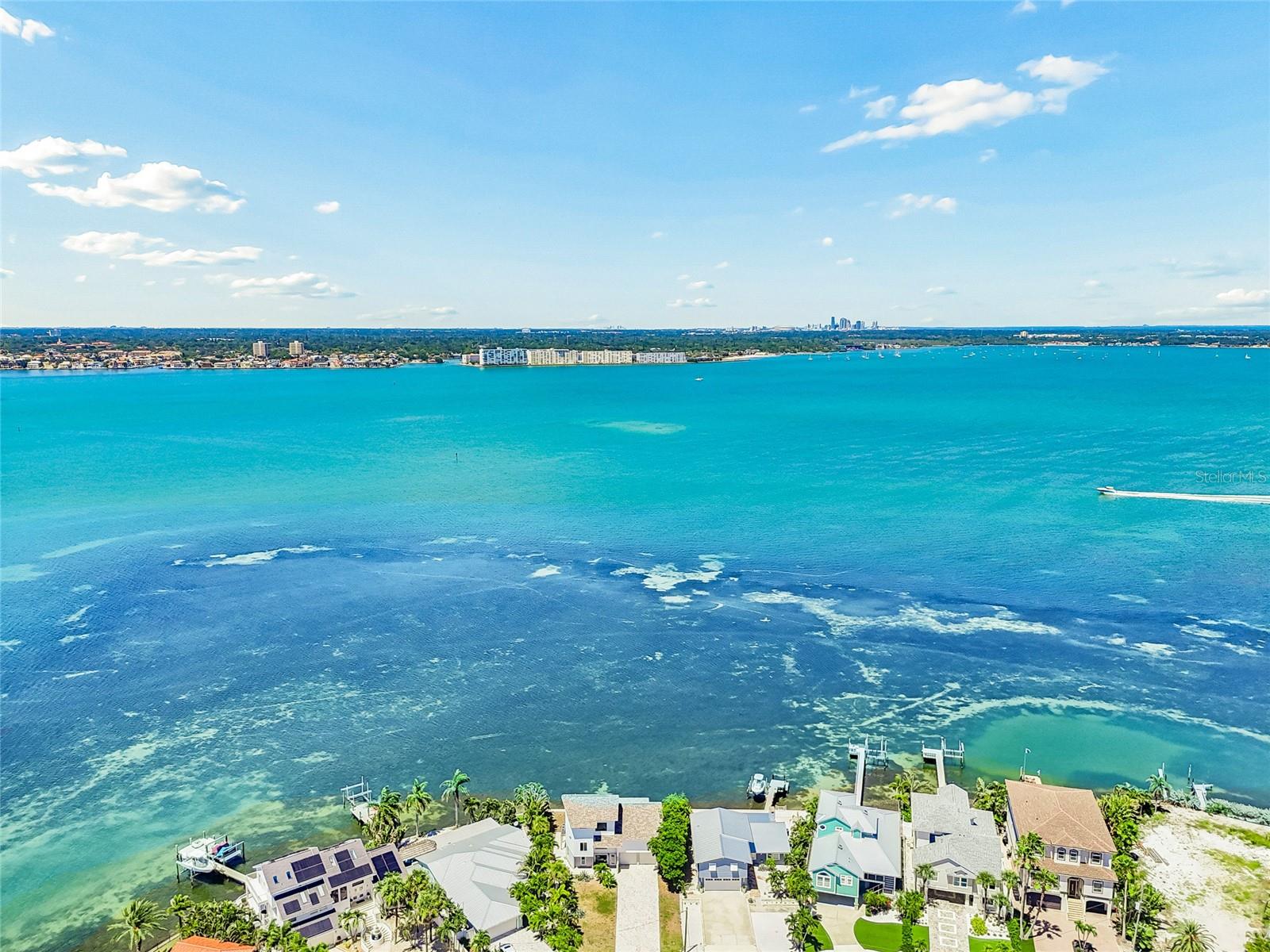 BOCA CIEGA ISLE - Residential