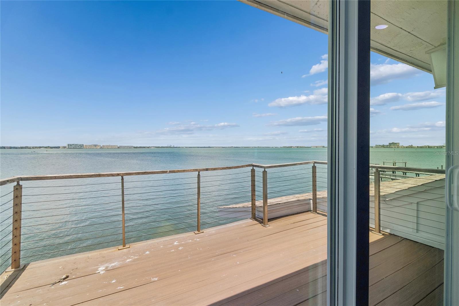 BOCA CIEGA ISLE - Residential