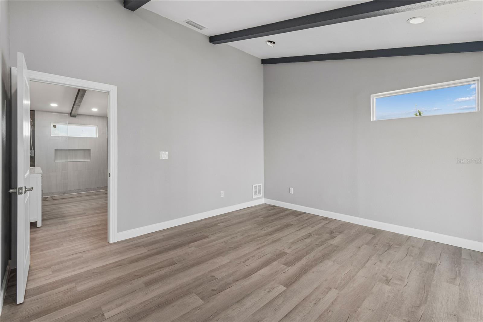 BOCA CIEGA ISLE - Residential