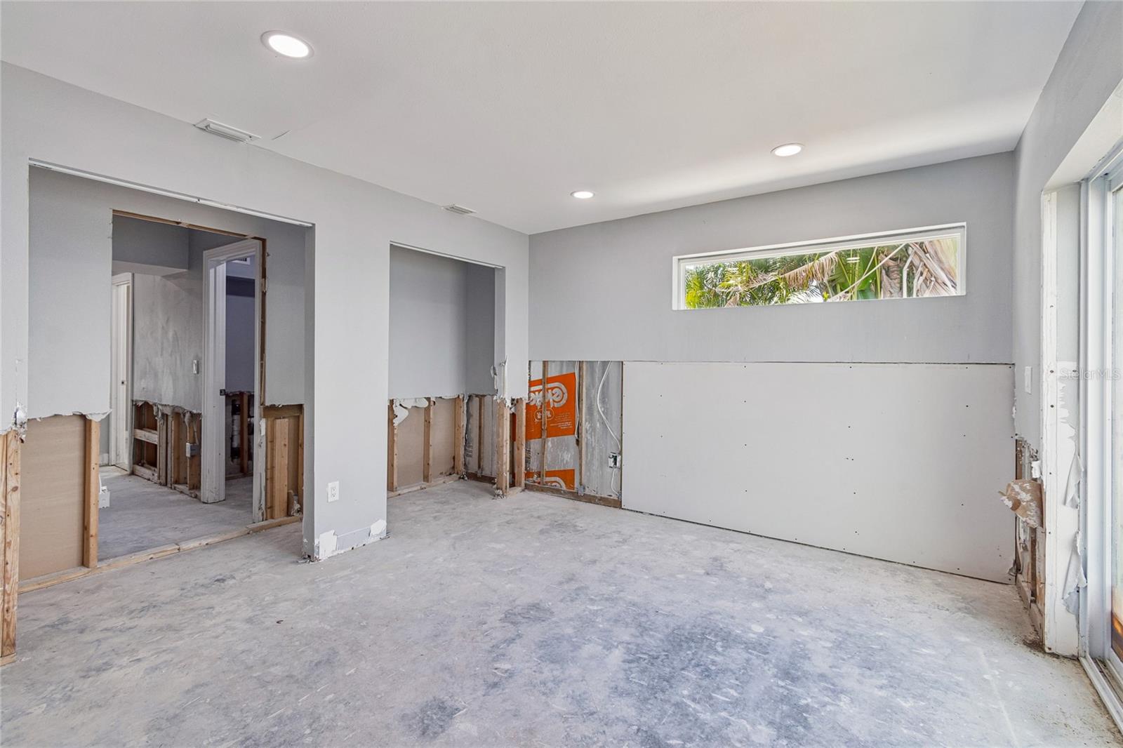 BOCA CIEGA ISLE - Residential