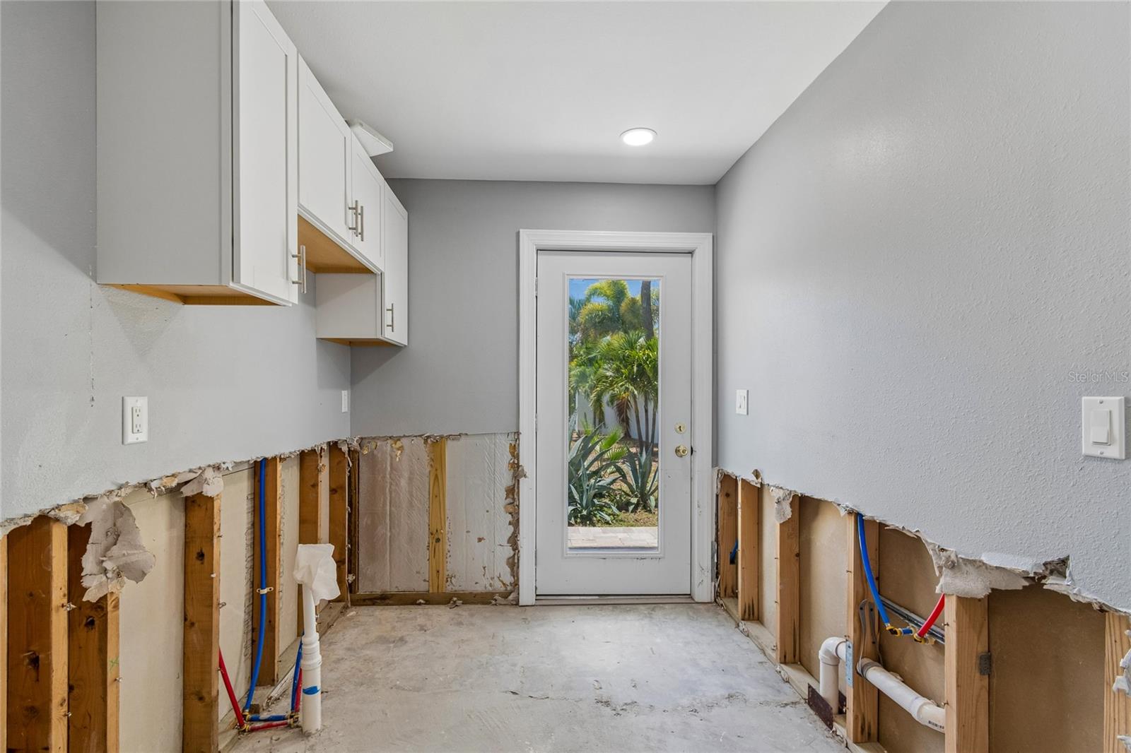 BOCA CIEGA ISLE - Residential