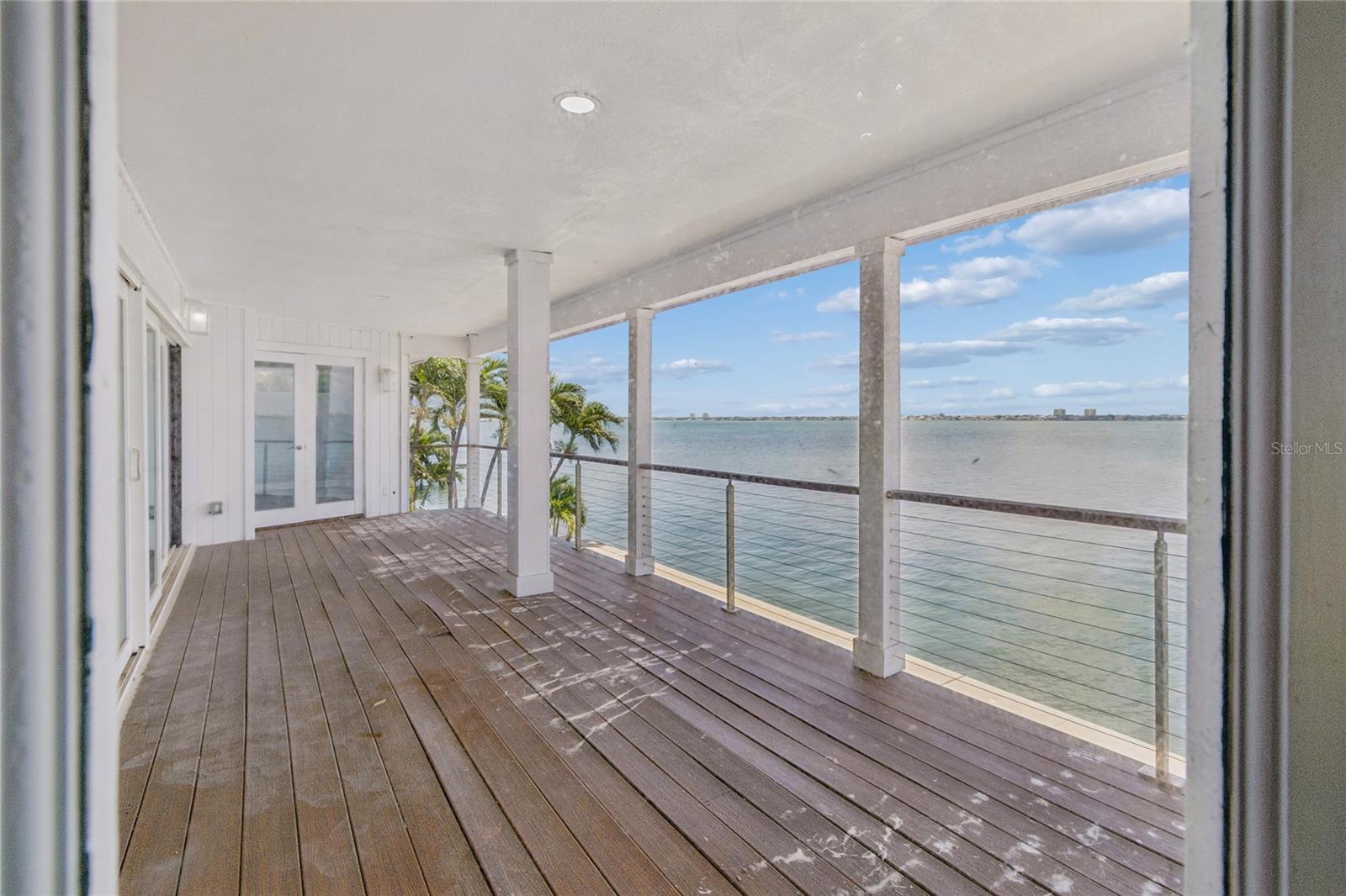 BOCA CIEGA ISLE - Residential