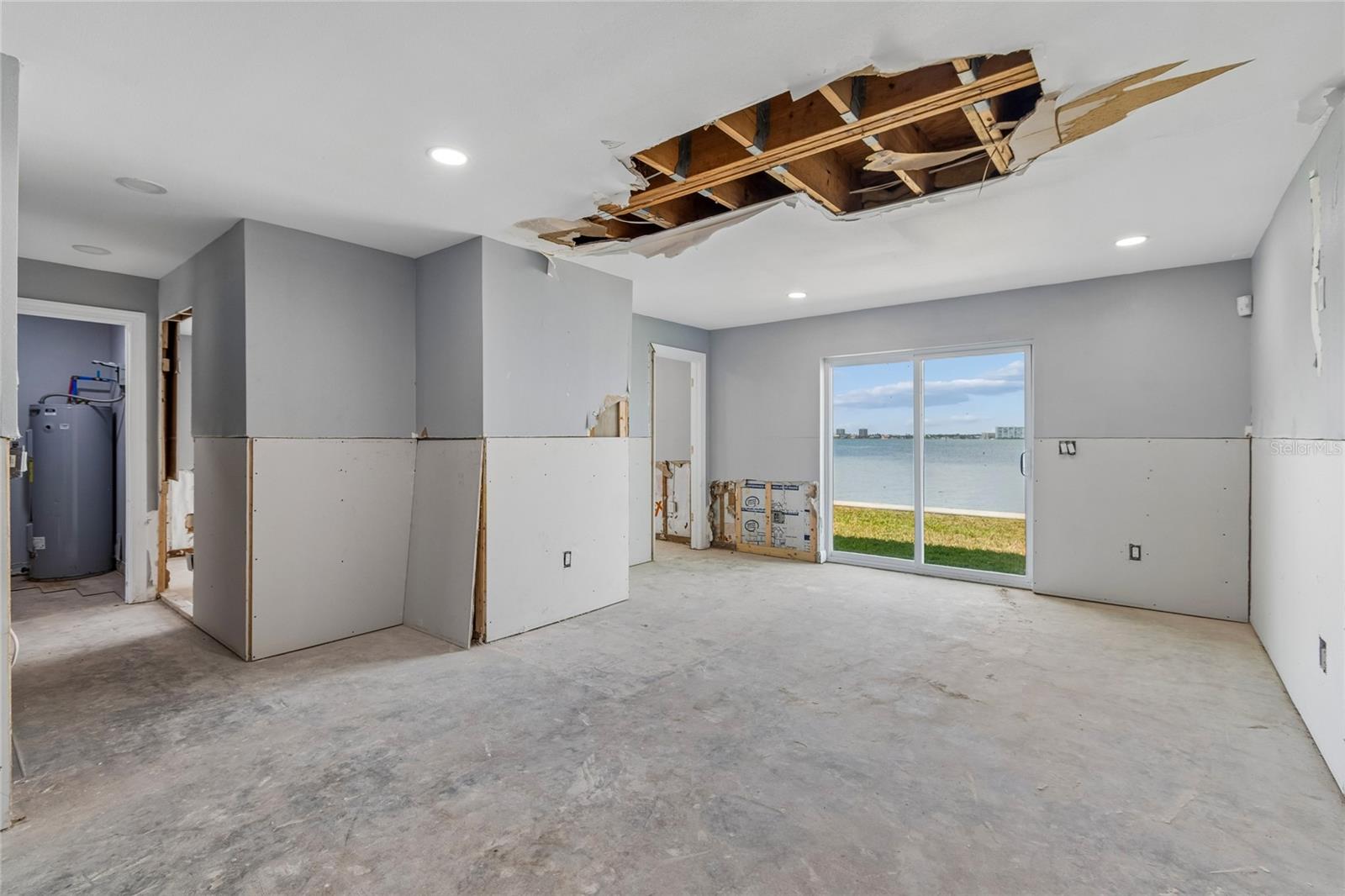 BOCA CIEGA ISLE - Residential