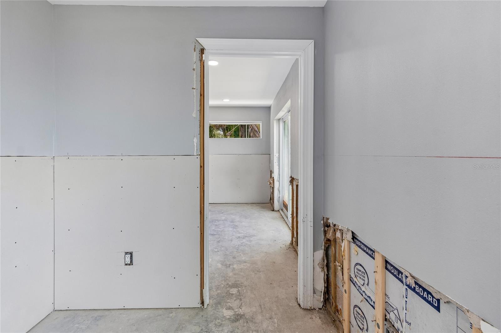 BOCA CIEGA ISLE - Residential