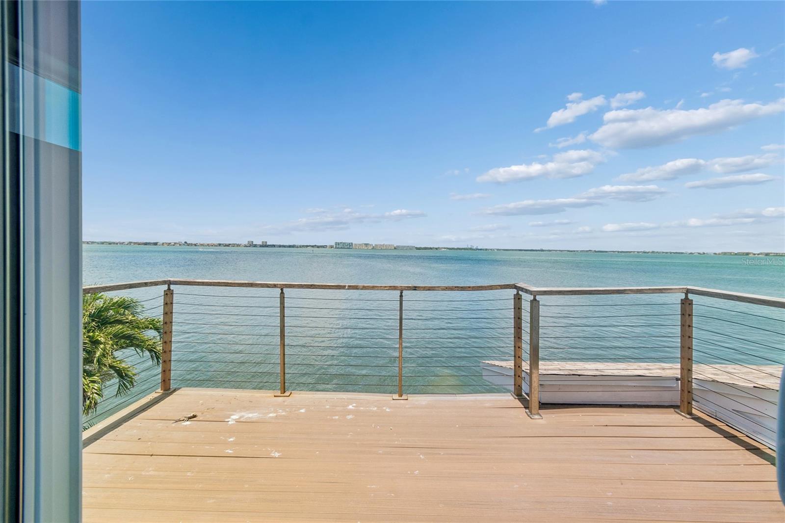 BOCA CIEGA ISLE - Residential
