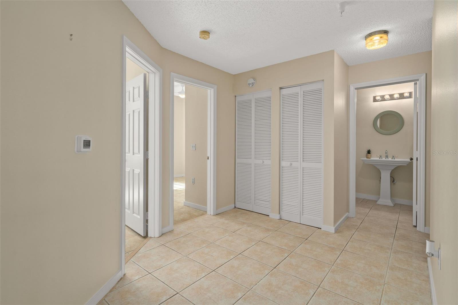 701 MIRROR LAKE CONDO - Residential