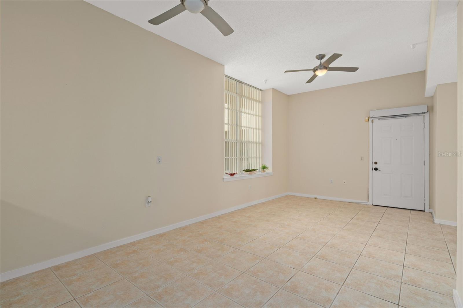 701 MIRROR LAKE CONDO - Residential