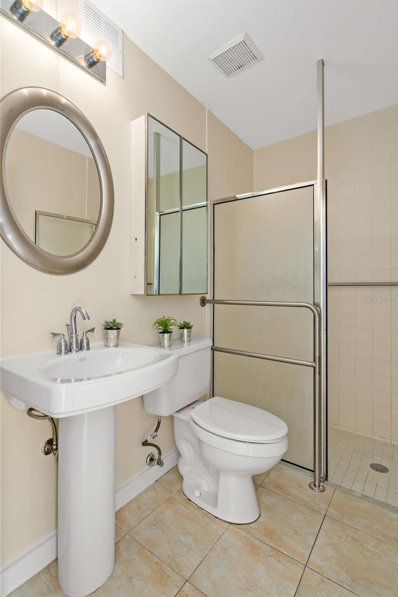 701 MIRROR LAKE CONDO - Residential
