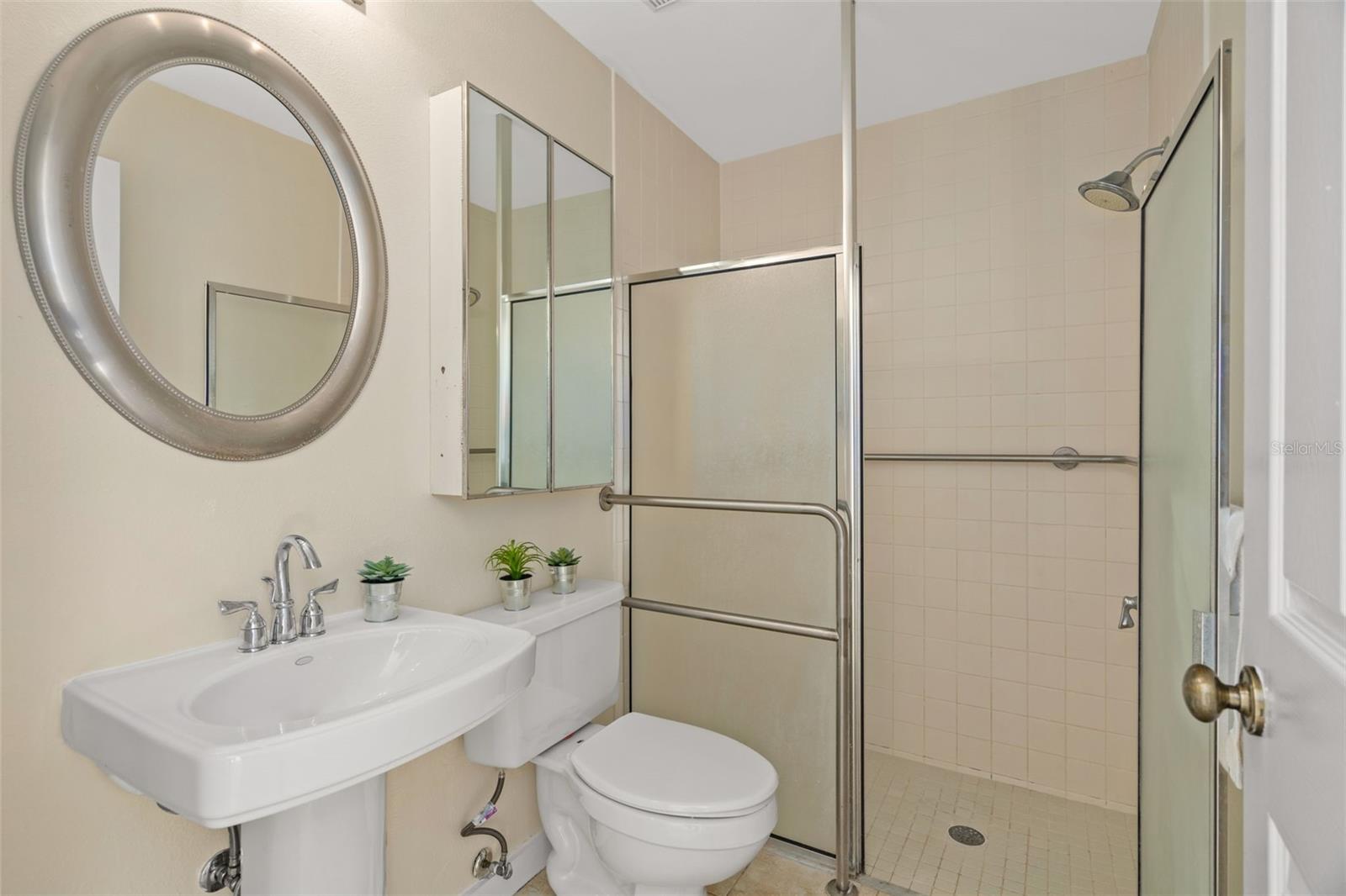 701 MIRROR LAKE CONDO - Residential