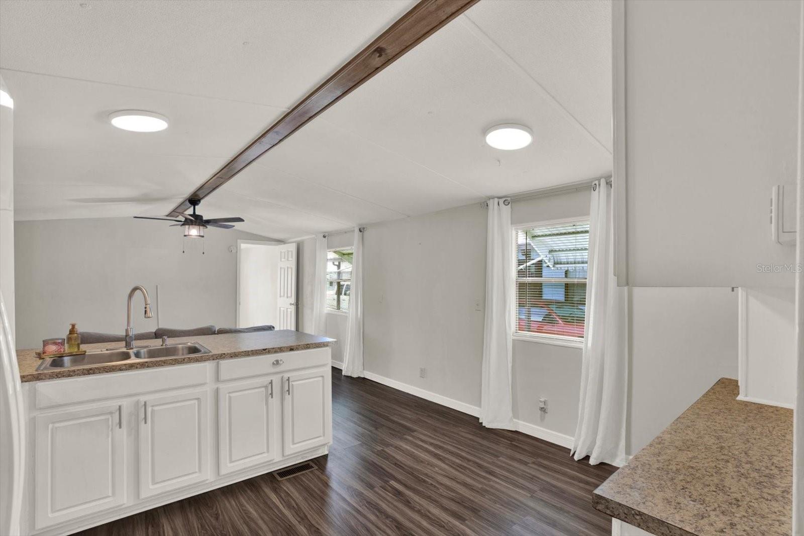 TIMBER LAKE ESTATES - Residential