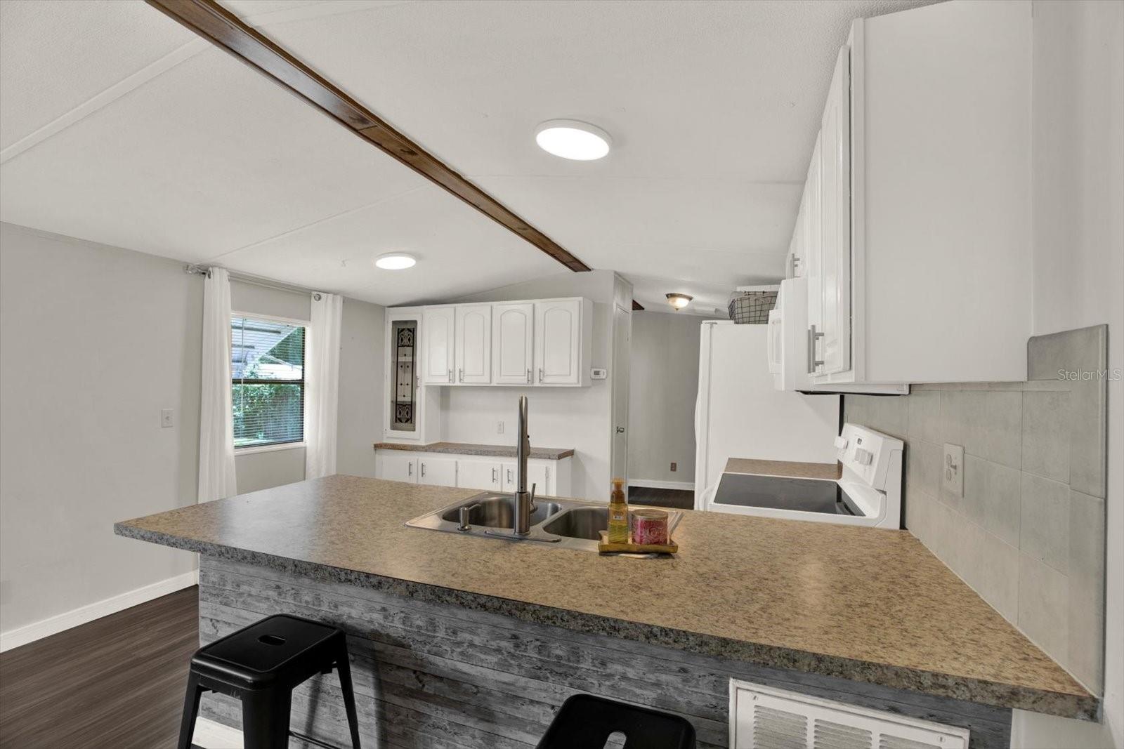 TIMBER LAKE ESTATES - Residential
