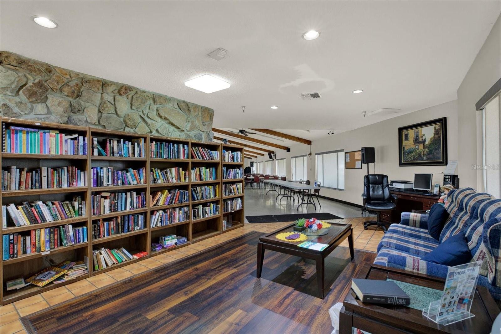 TIMBER LAKE ESTATES - Residential