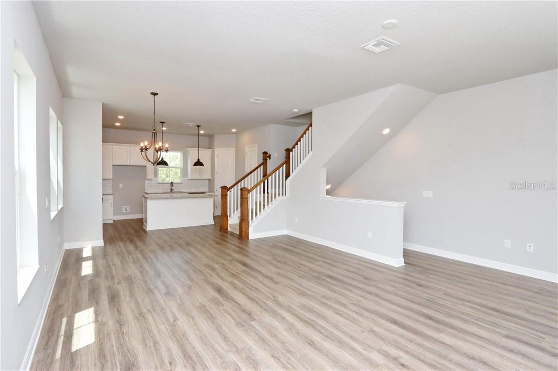CLEVELAND TWNHMS - Residential Lease