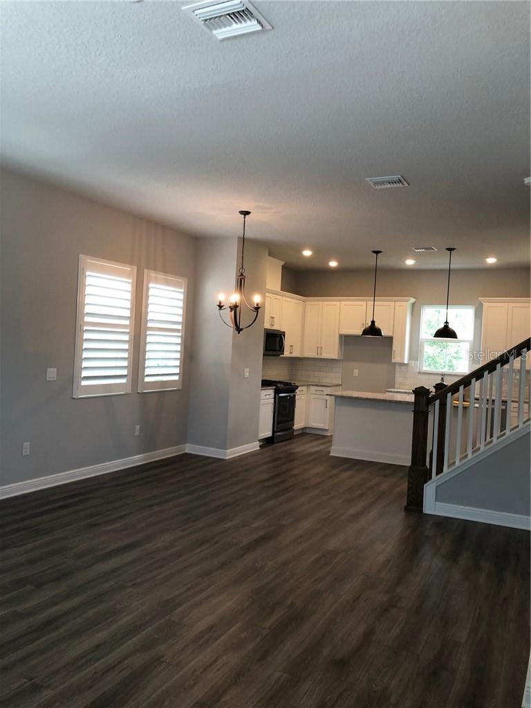 CLEVELAND TWNHMS - Residential Lease