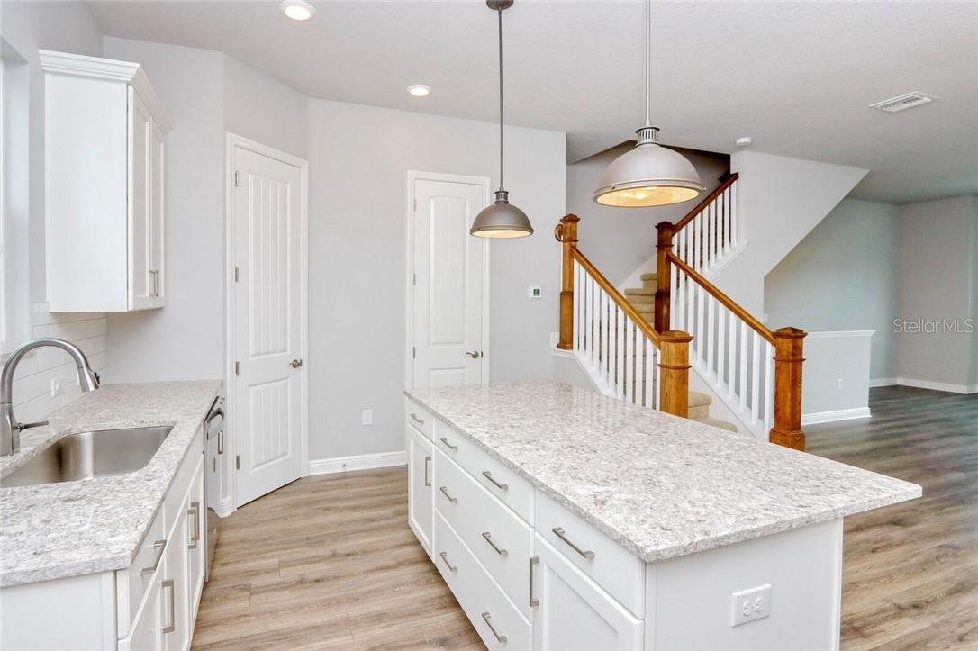 CLEVELAND TWNHMS - Residential Lease