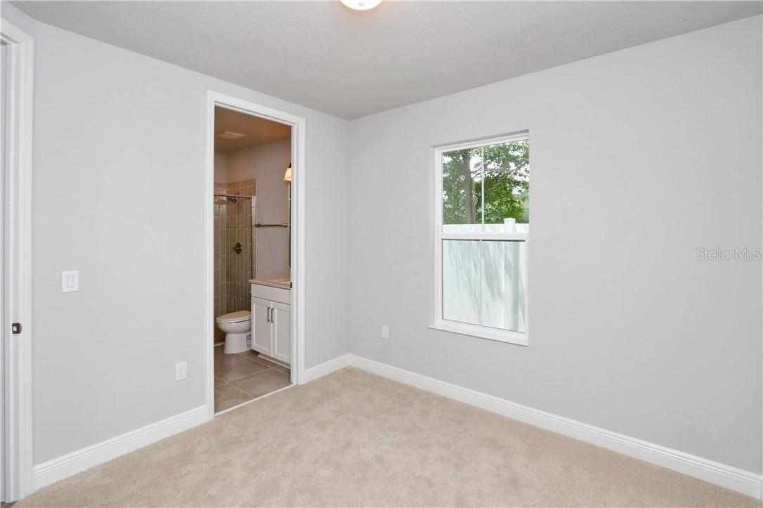 CLEVELAND TWNHMS - Residential Lease