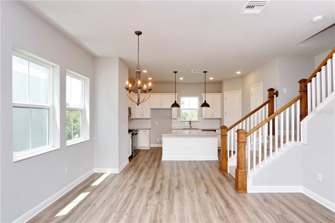 CLEVELAND TWNHMS - Residential Lease