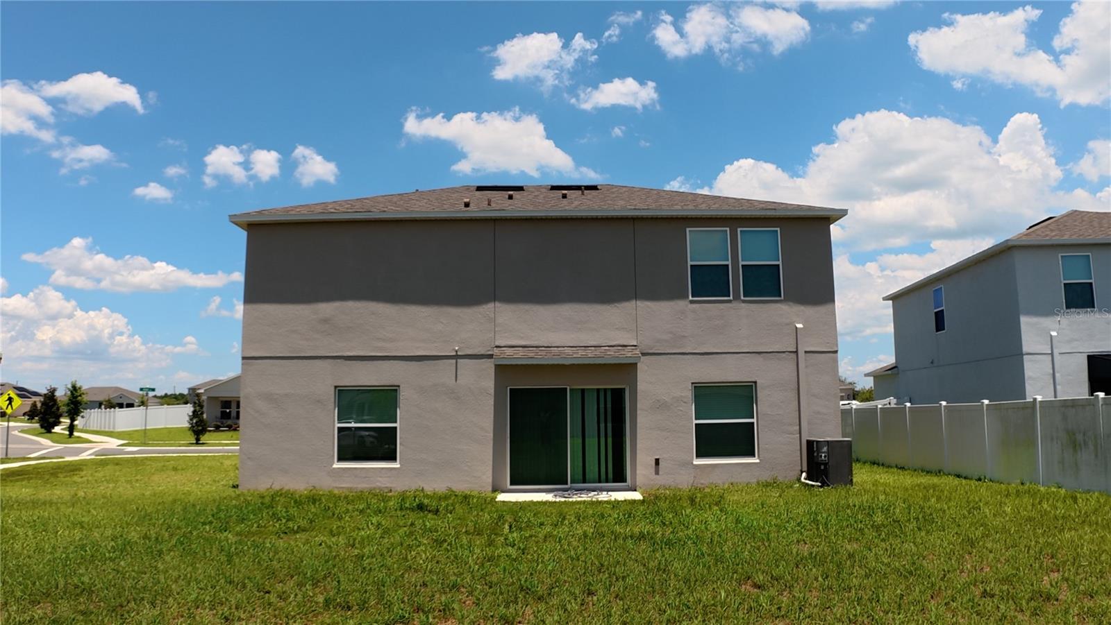STEPPING STONE POD A PH 2 - Residential Lease