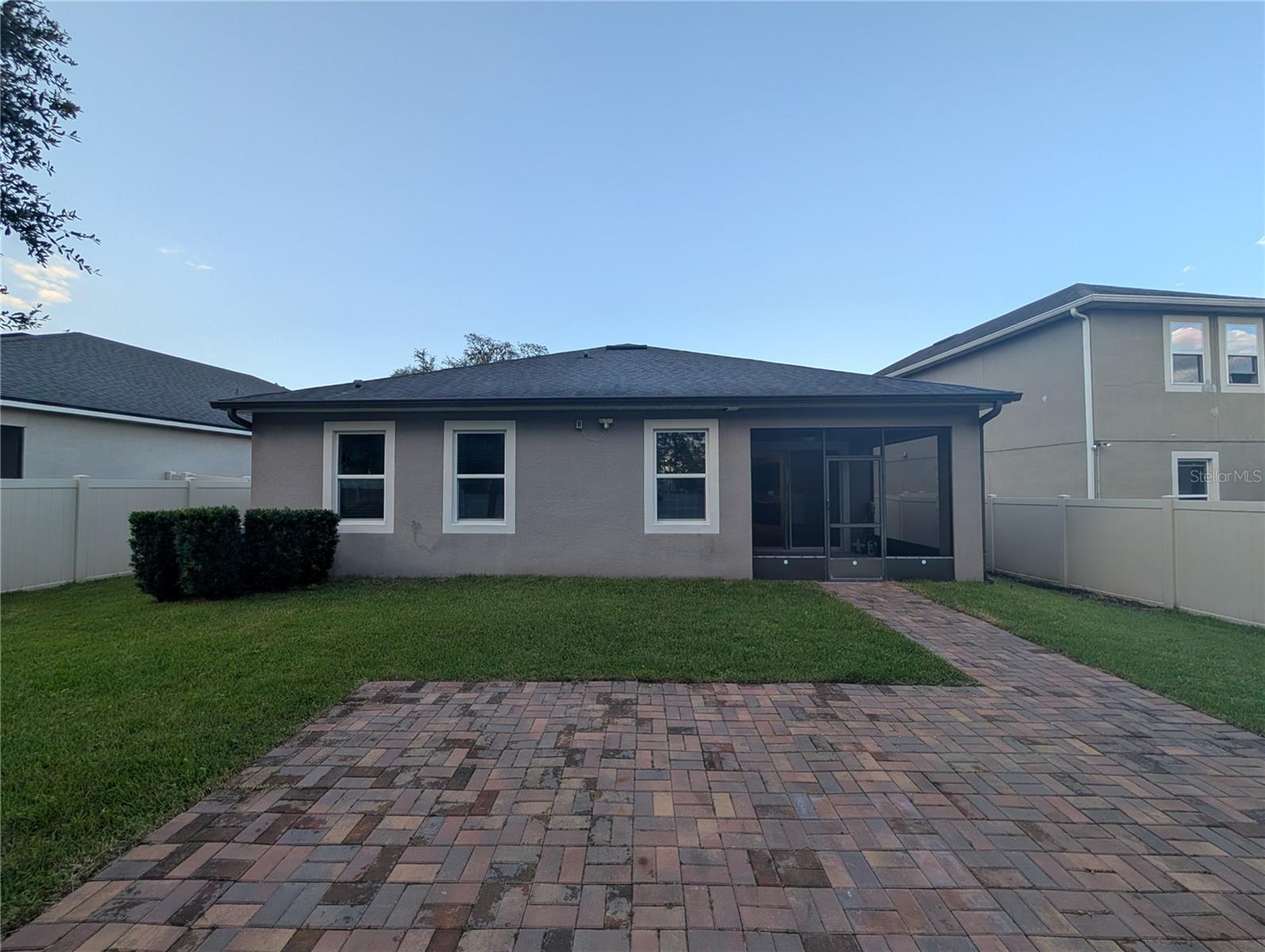 BENTLEY GREEN - Residential