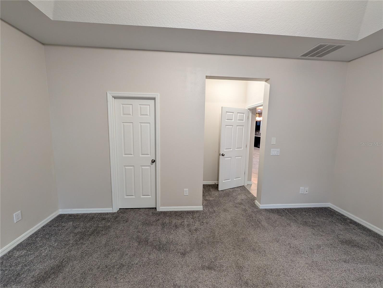 BENTLEY GREEN - Residential