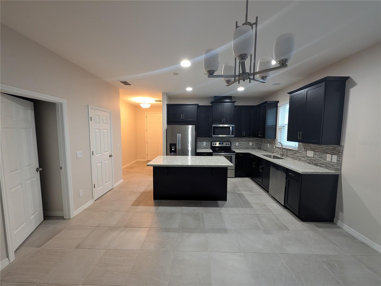BENTLEY GREEN - Residential