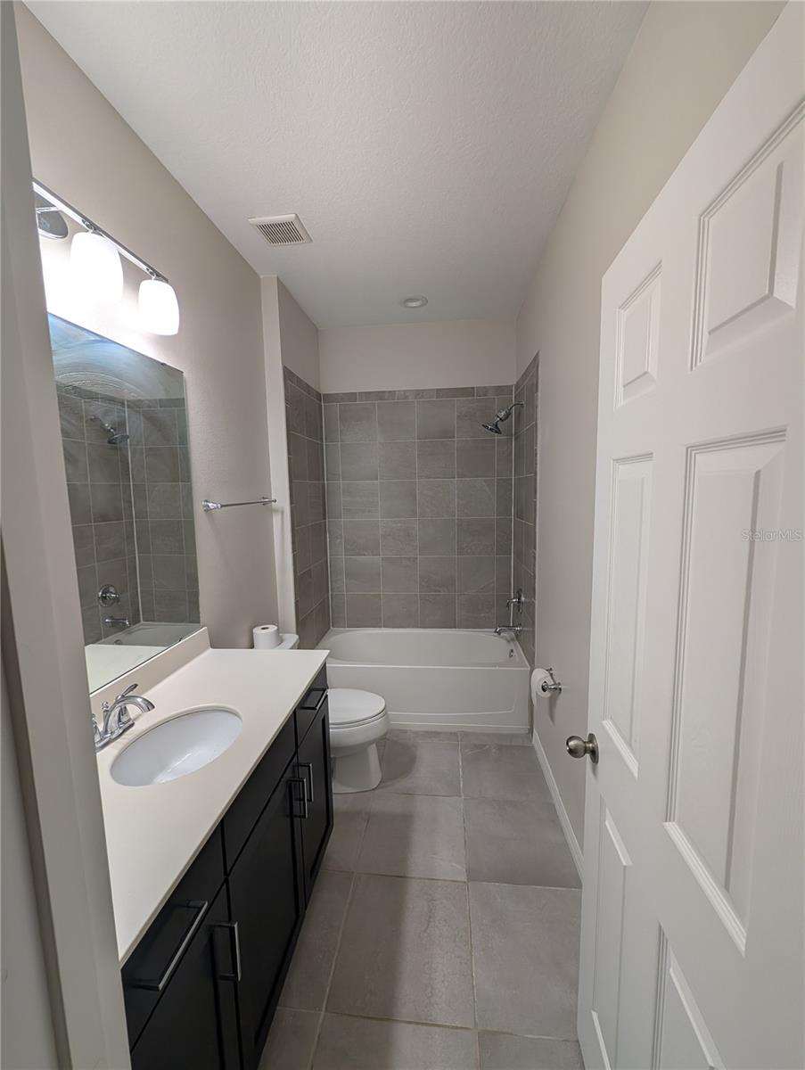 BENTLEY GREEN - Residential
