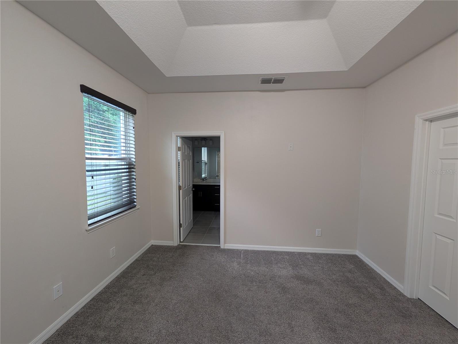 BENTLEY GREEN - Residential