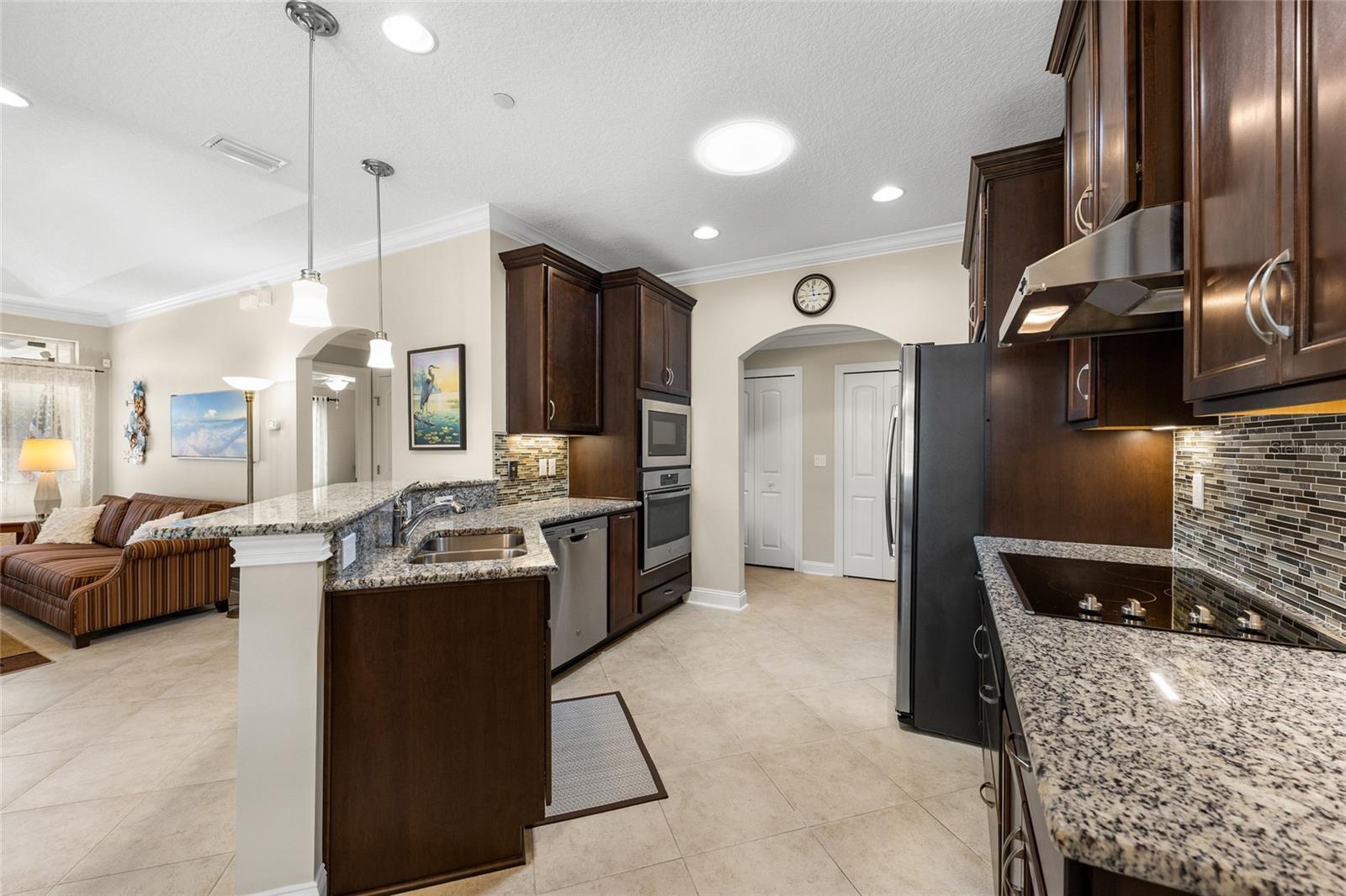 VILLAGES OF SELOY CONDO - Residential