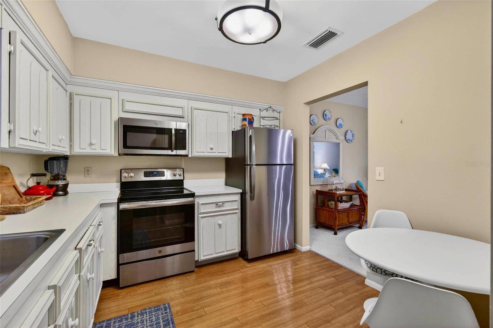 BELLEAIR FOREST - Residential