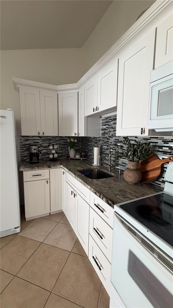 TIMBERLANE SUB UNIT 6 - Residential