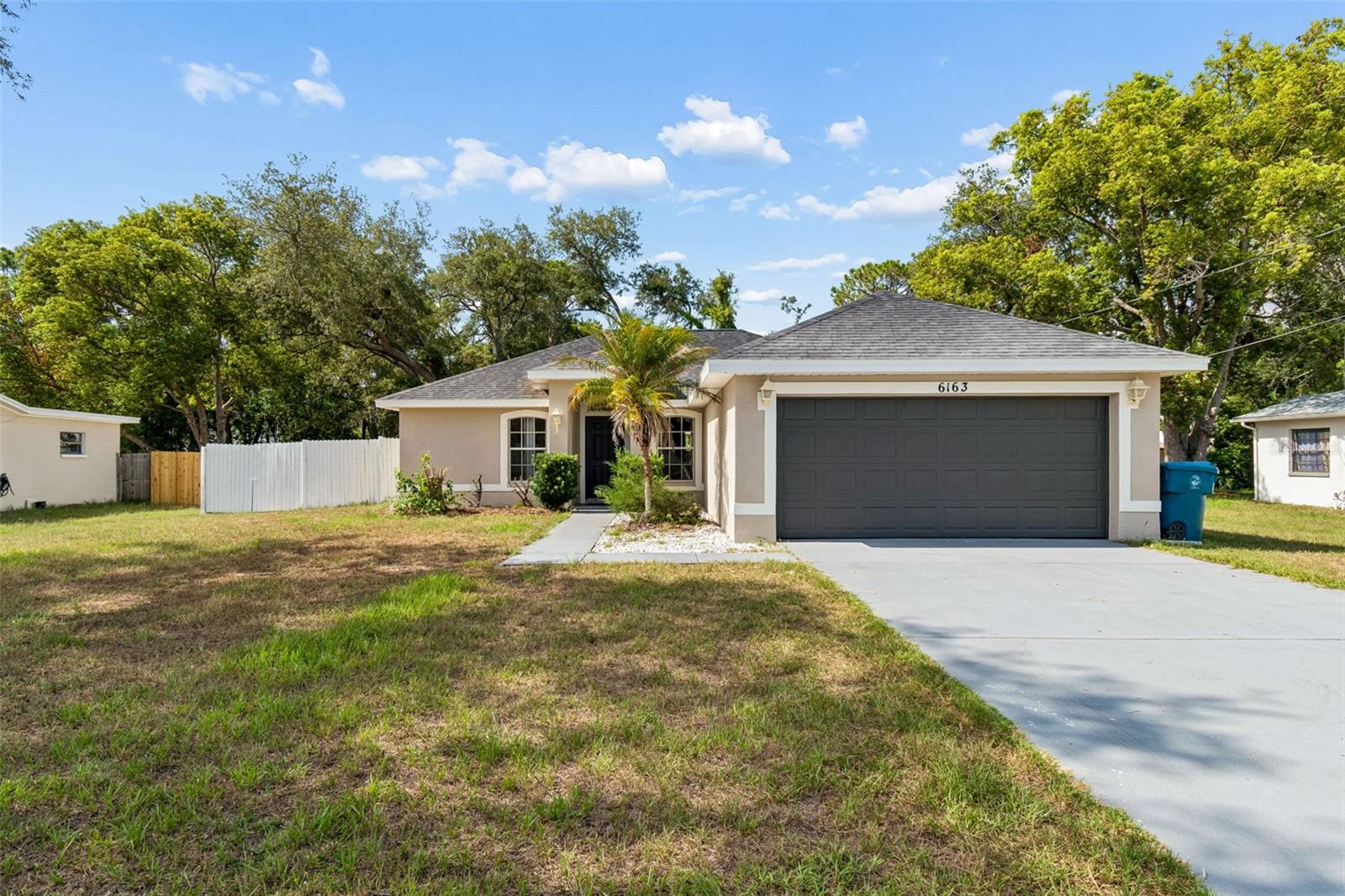 SPRING HILL - Residential