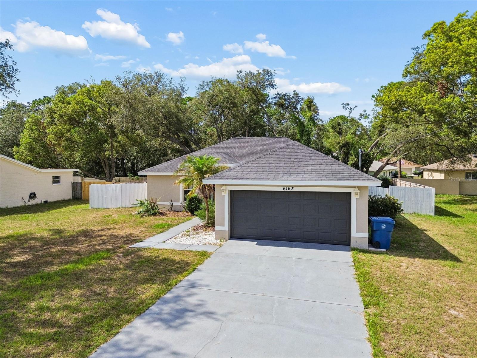 SPRING HILL - Residential
