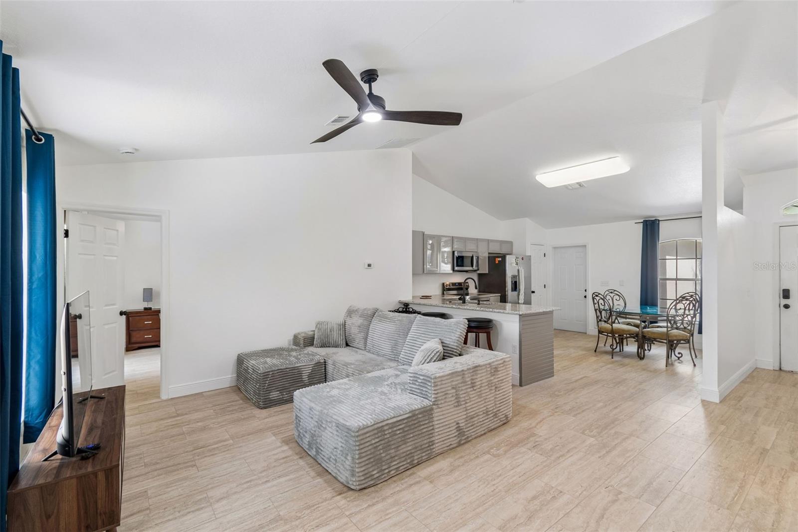 SPRING HILL - Residential