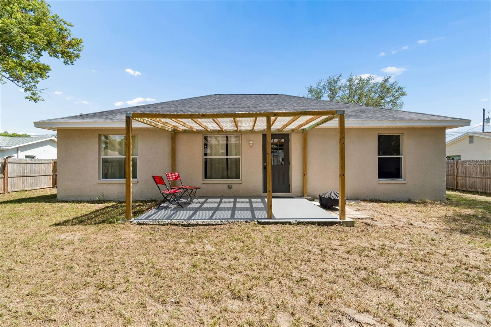 SPRING HILL - Residential