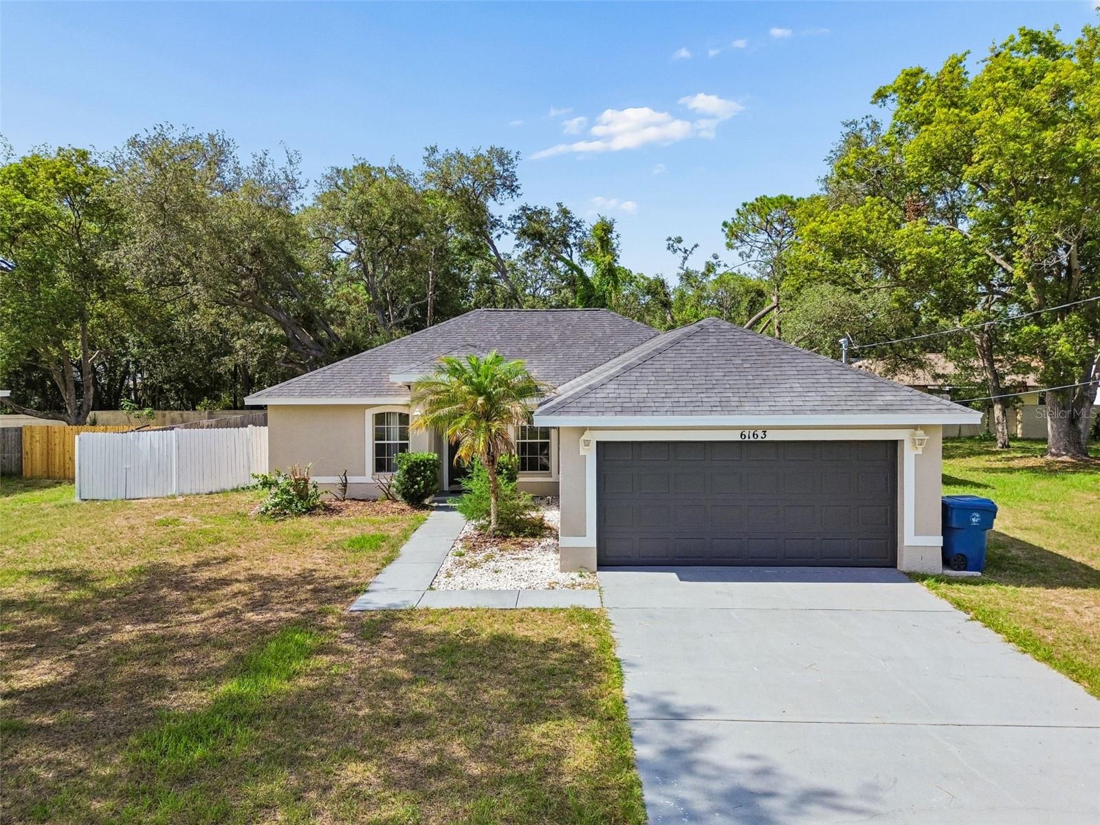 SPRING HILL - Residential