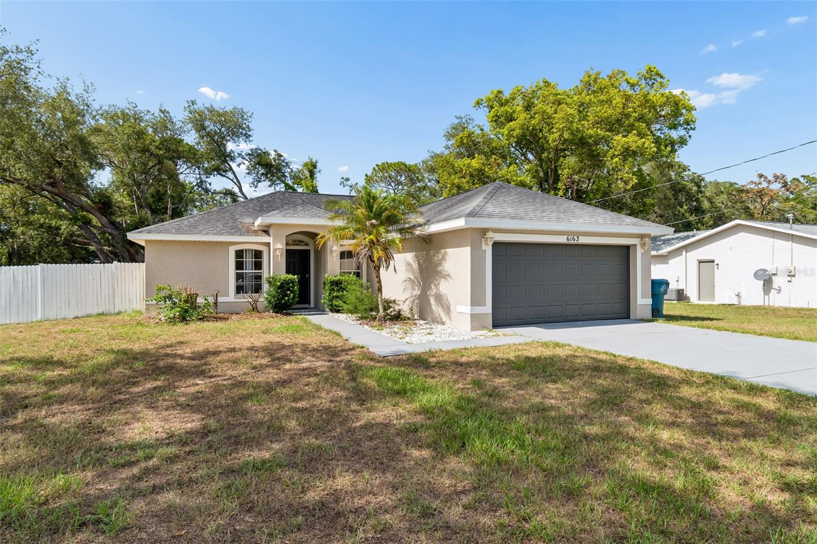 SPRING HILL - Residential