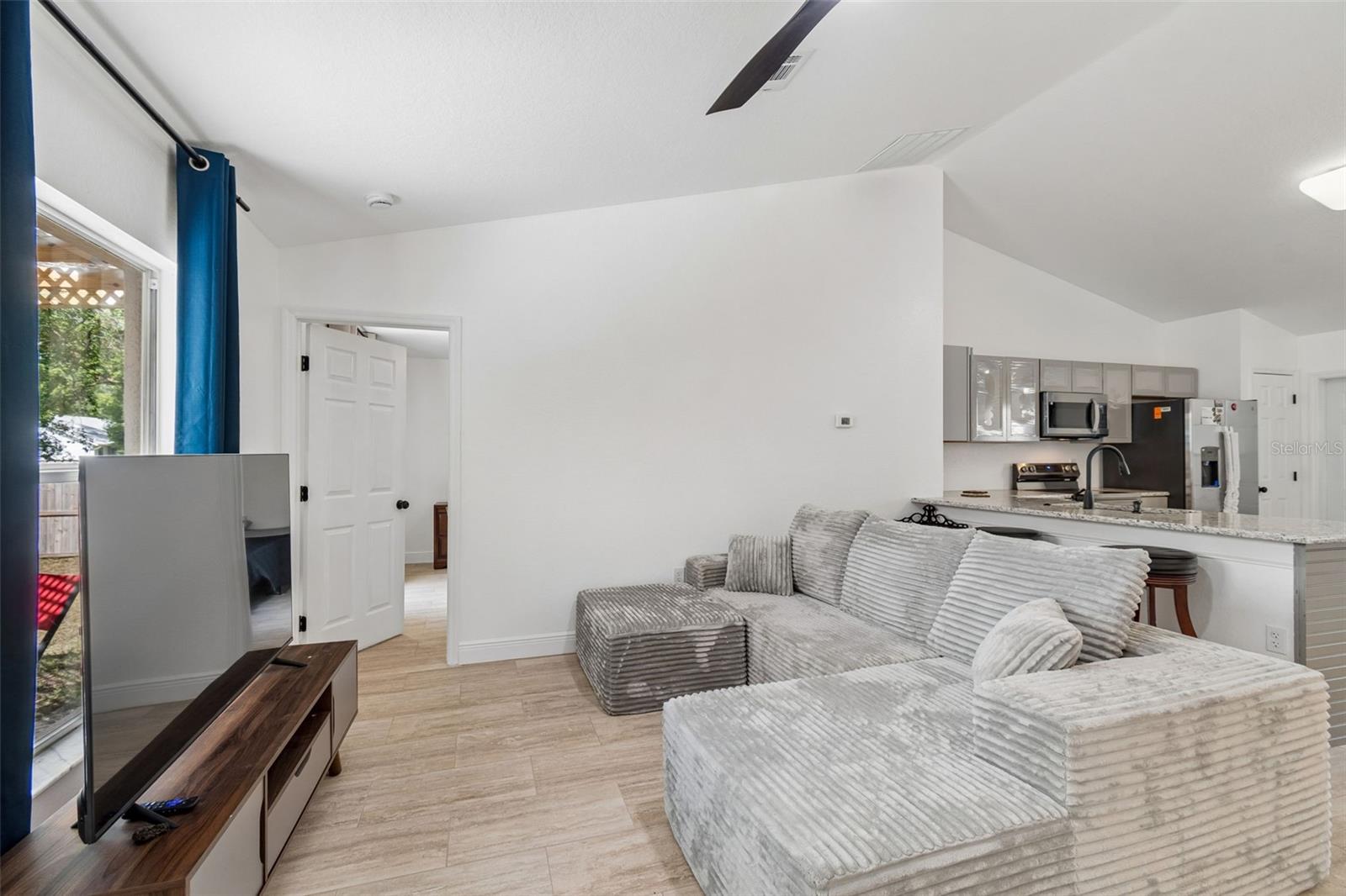 SPRING HILL - Residential