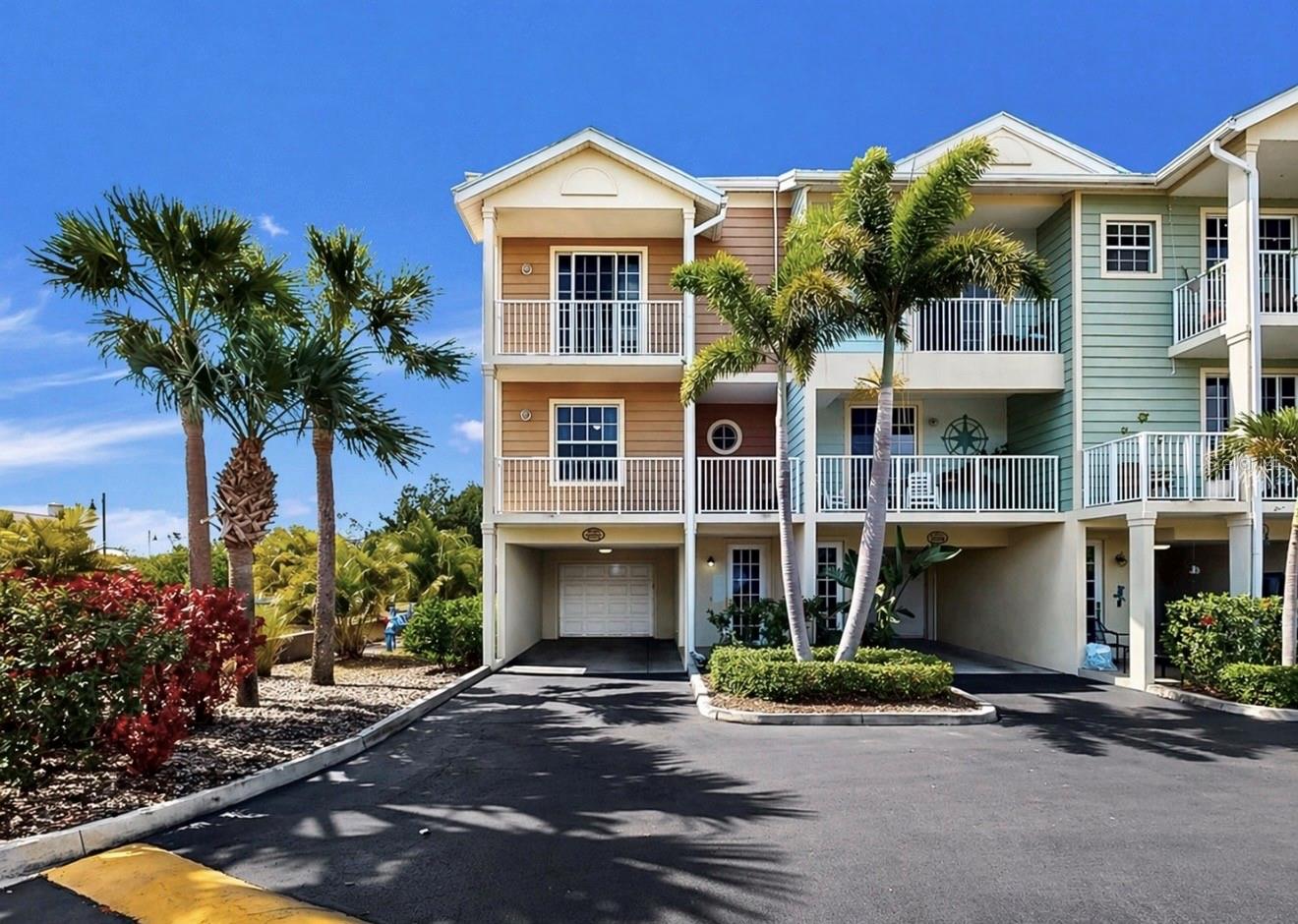 BAHIA BEACH TWNHMS PH 2 - Residential