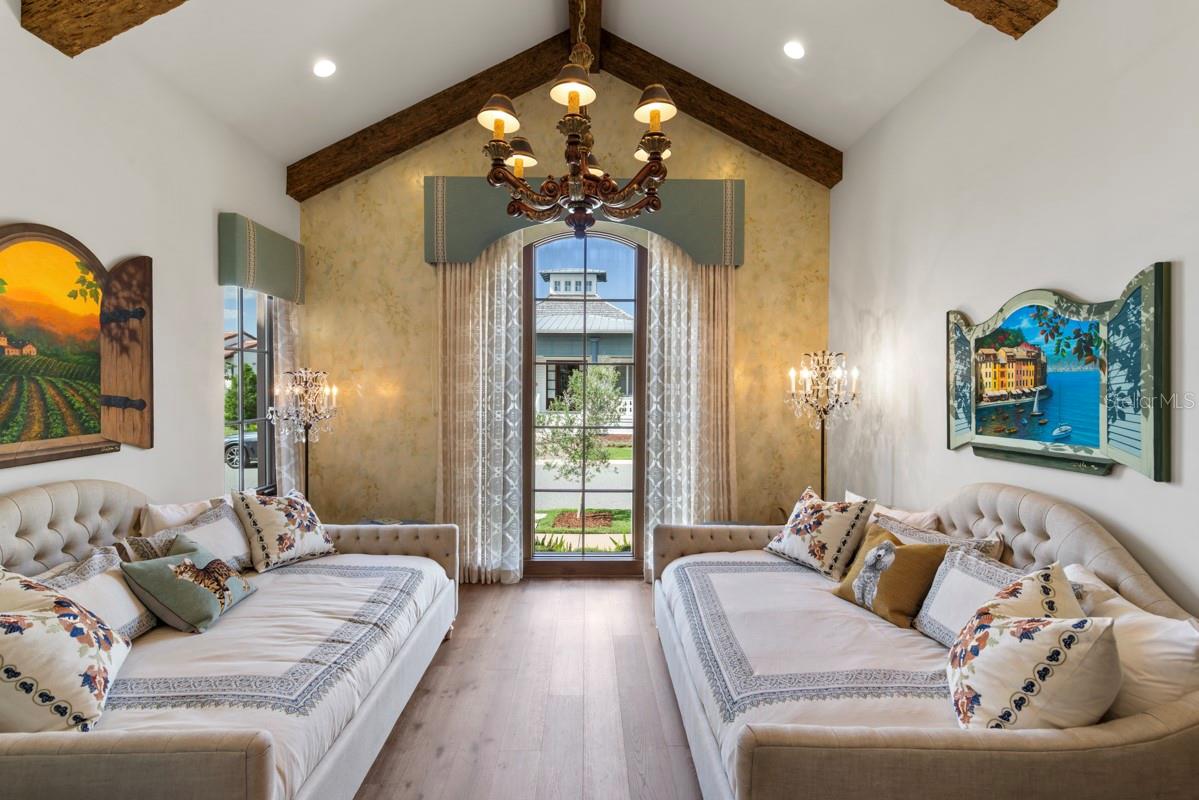 GOLDEN OAK PHASE 5 - Residential