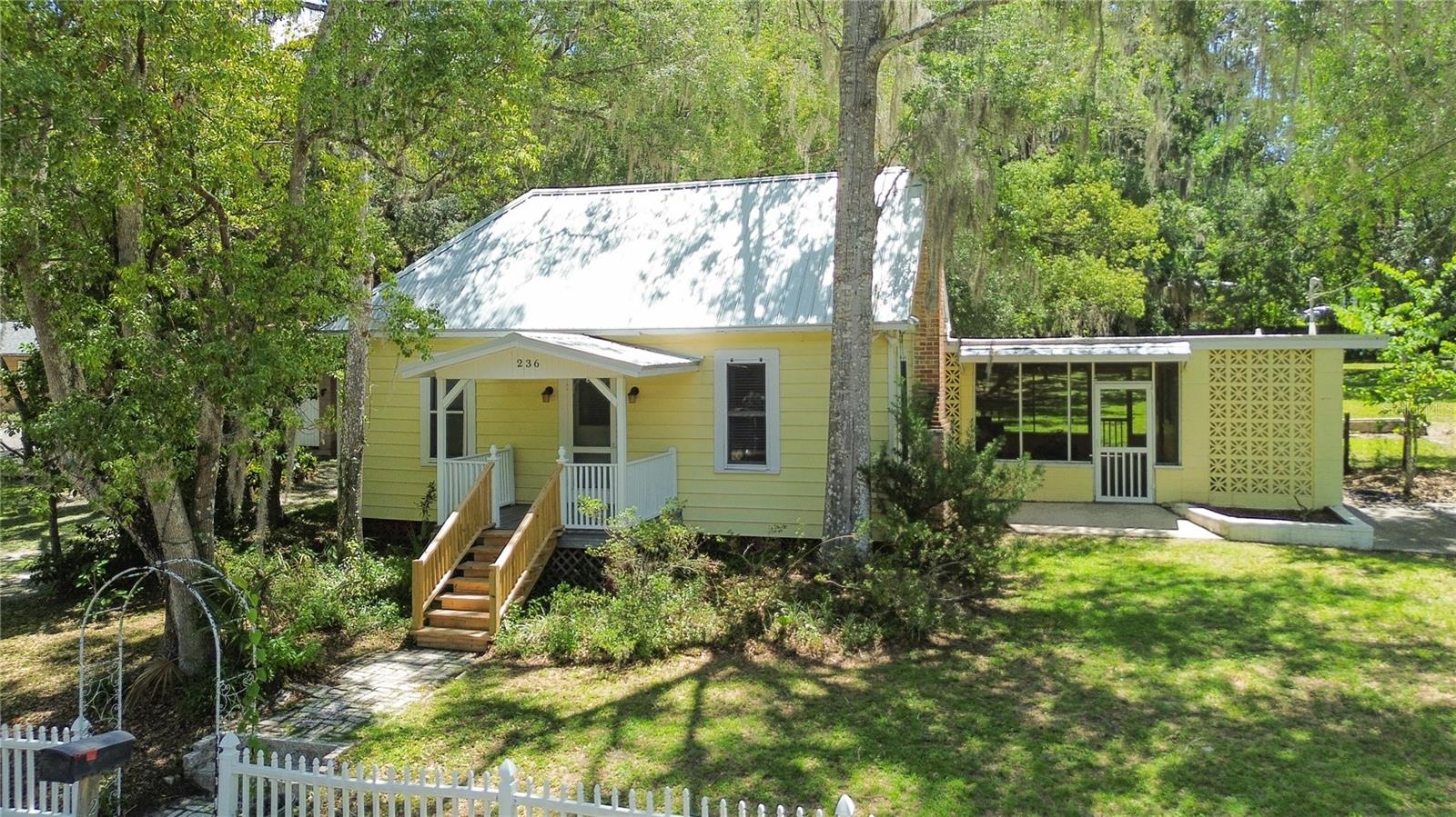 LAWS ADD TO BROOKSVL - Residential