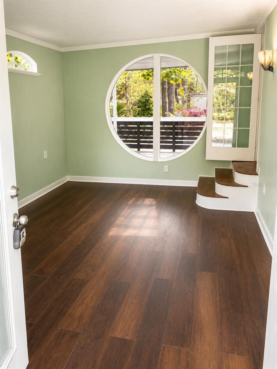 HOLIDAY ACRES UNIT 01 - Residential
