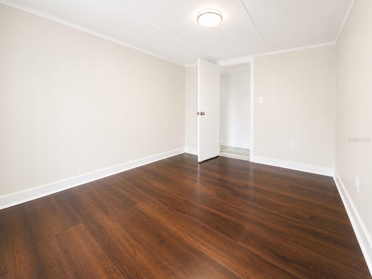 HOLIDAY ACRES UNIT 01 - Residential