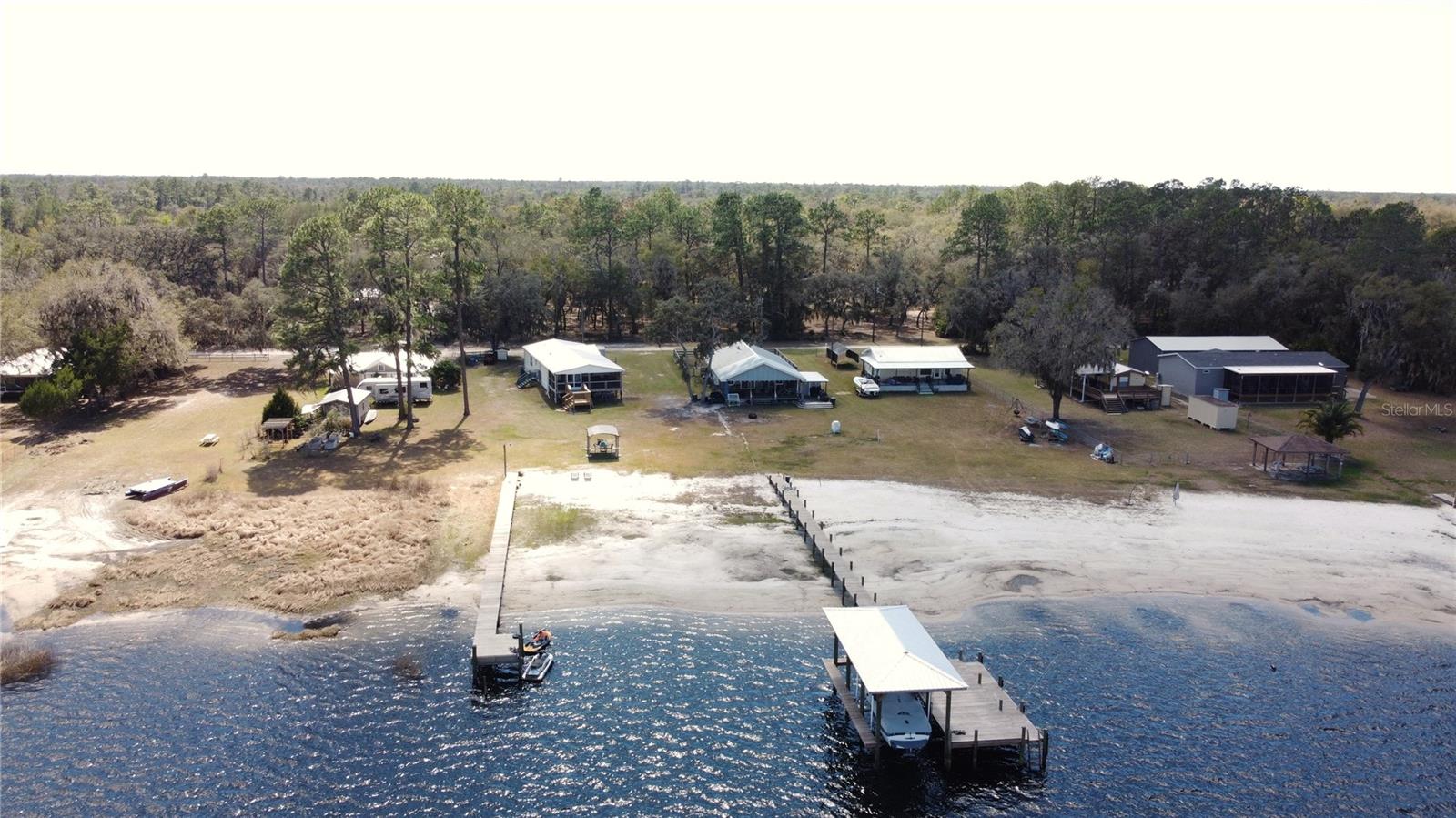 ISLAND LAKE TERRACE - Residential