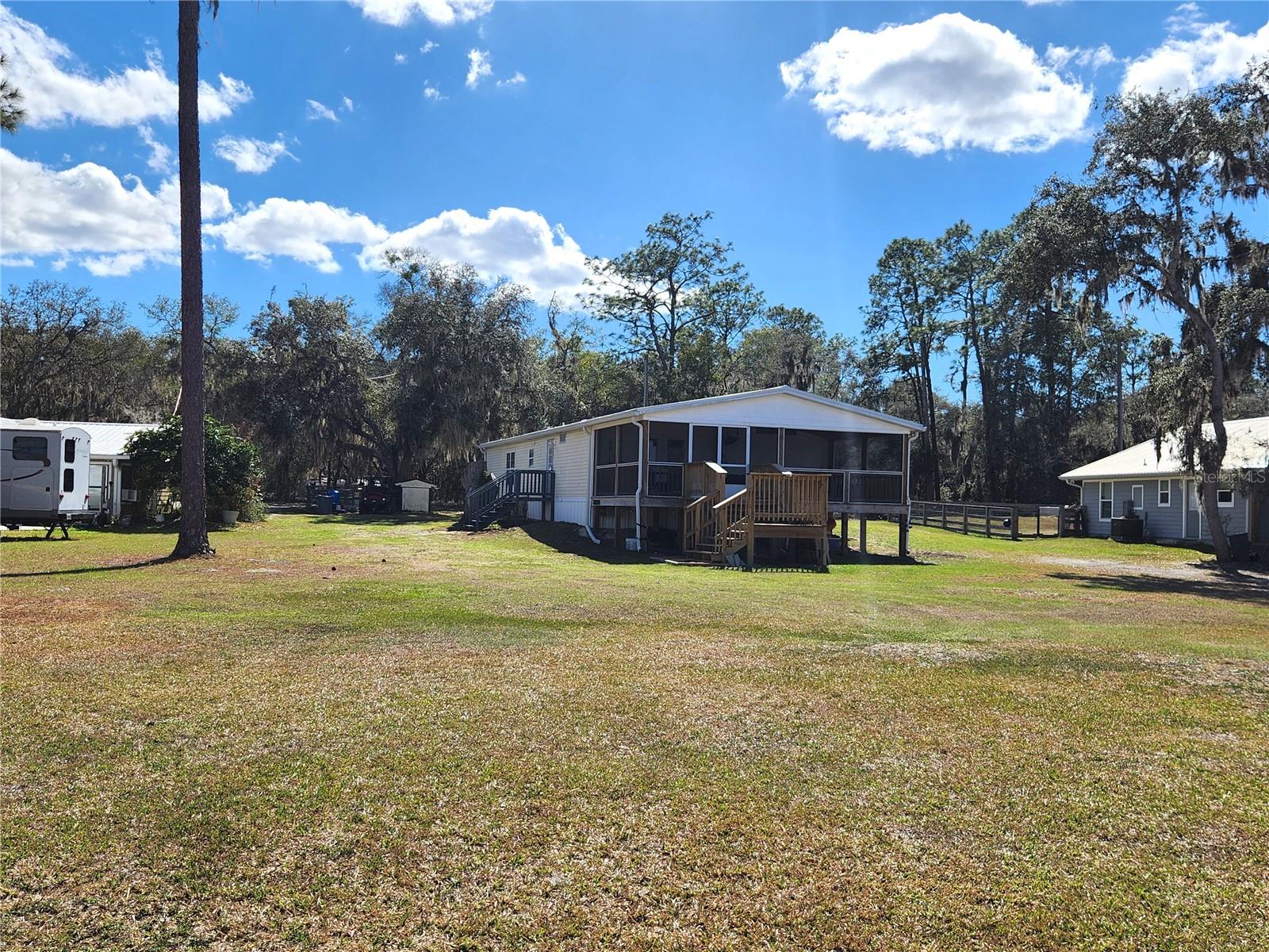 ISLAND LAKE TERRACE - Residential