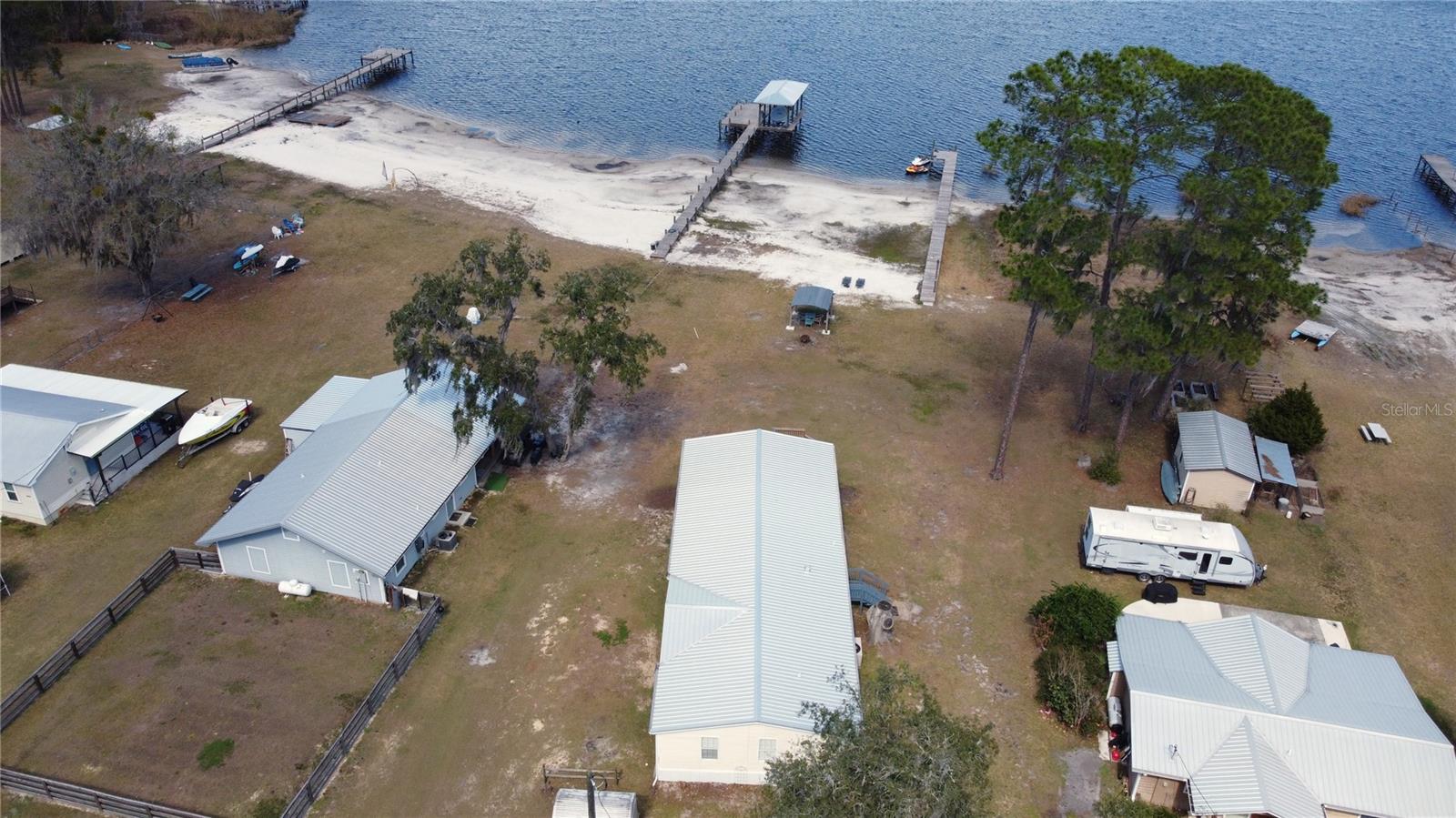 ISLAND LAKE TERRACE - Residential
