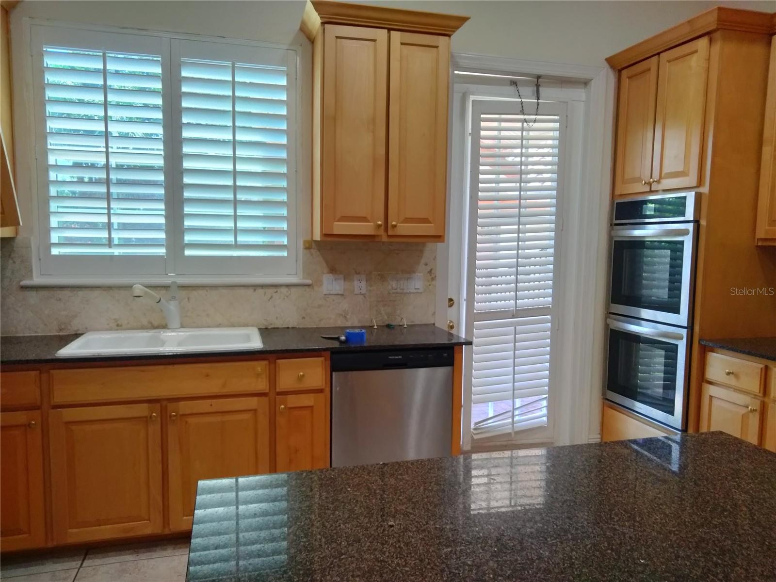 DOLPHIN CAY-PHASE 1 - Residential Lease