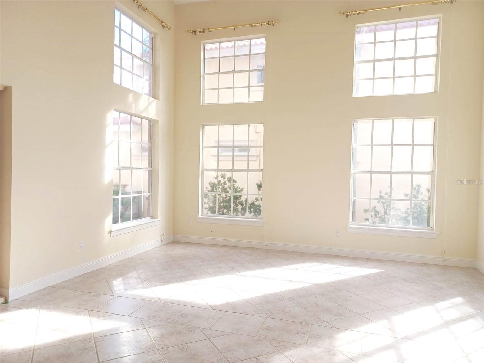 DOLPHIN CAY-PHASE 1 - Residential Lease
